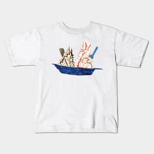 Ice cream - boat sundae deluxe Kids T-Shirt